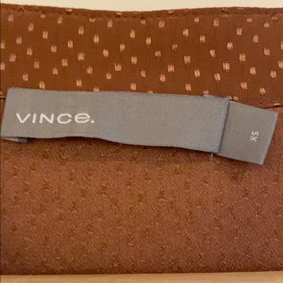 VINCE V-neck silk blouse. - Picture 2 of 5